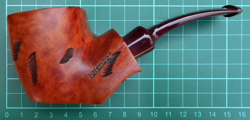 Lorenzo Summa Cum Laude spot carved smoking pipe